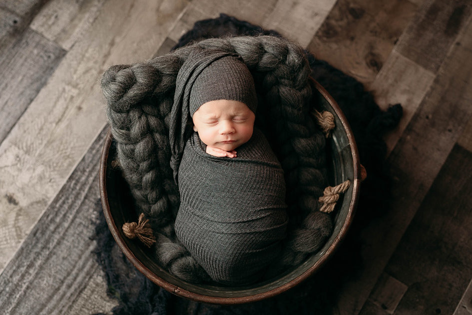 How To Do A Simple Swaddle Wrap For Newborn Photography Sweet Baby how-to-do-a-simple-swaddle-wrap-for-newborn-photography-sweet-baby